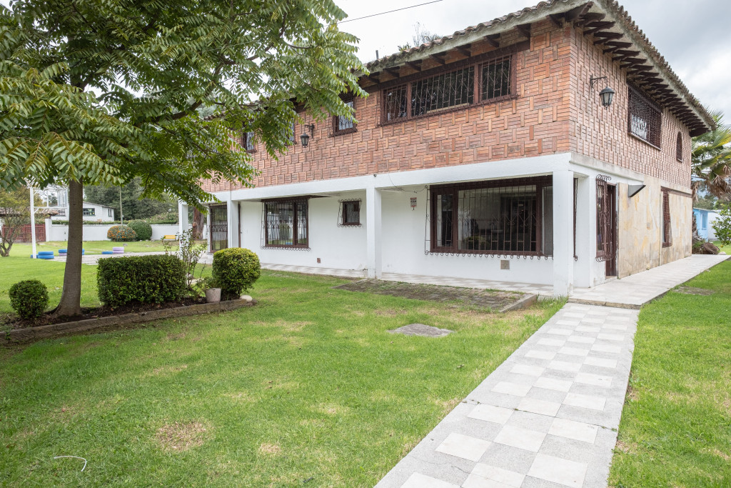 Casa Campestre En Arriendo - Guaymaral, Bogotá