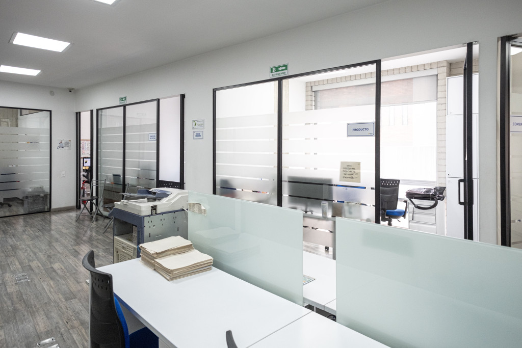 Oficina En Arriendo - Antiguo Country, Bogotá