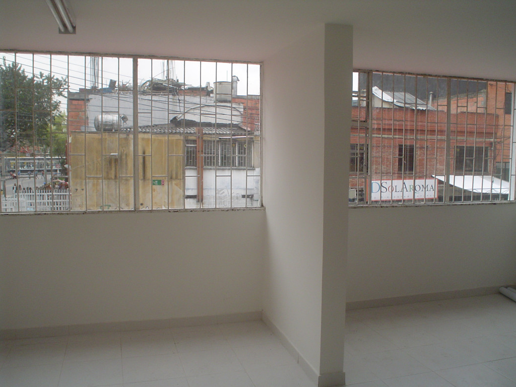 Oficina En Arriendo - Lago Gaitán, Bogotá