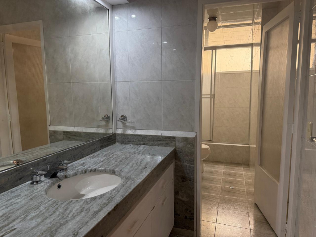 Apartamento En Venta - Los Rosales, Bogotá