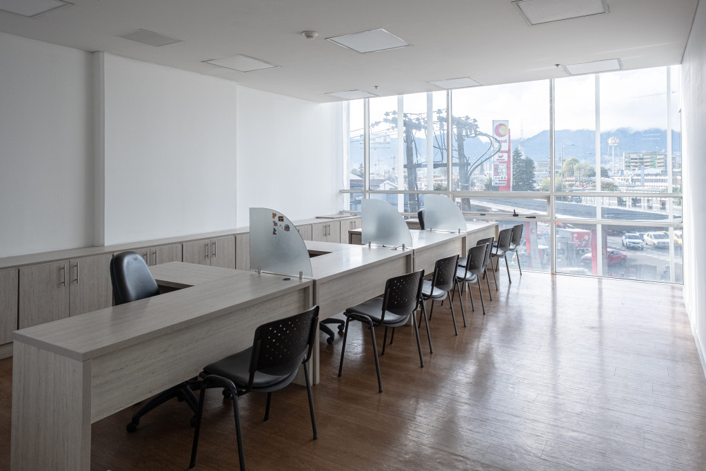 Oficina En Arriendo - Puente Aranda, Bogotá