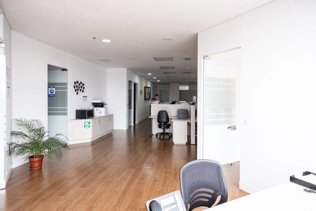 Oficina En Arriendo - Puente Aranda, Bogotá