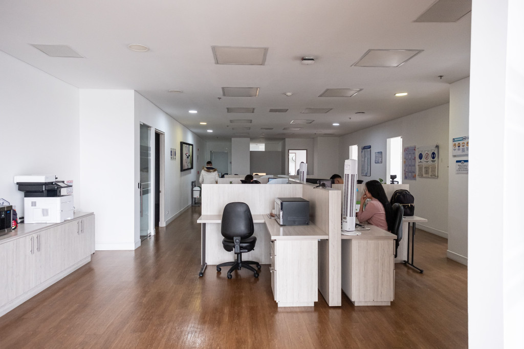 Oficina En Arriendo - Puente Aranda, Bogotá