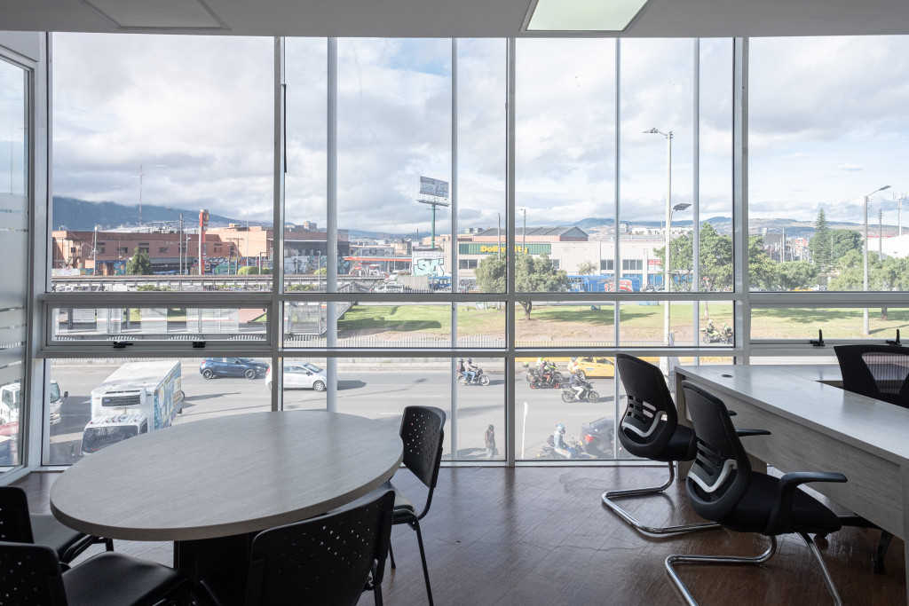 Oficina En Arriendo - Puente Aranda, Bogotá