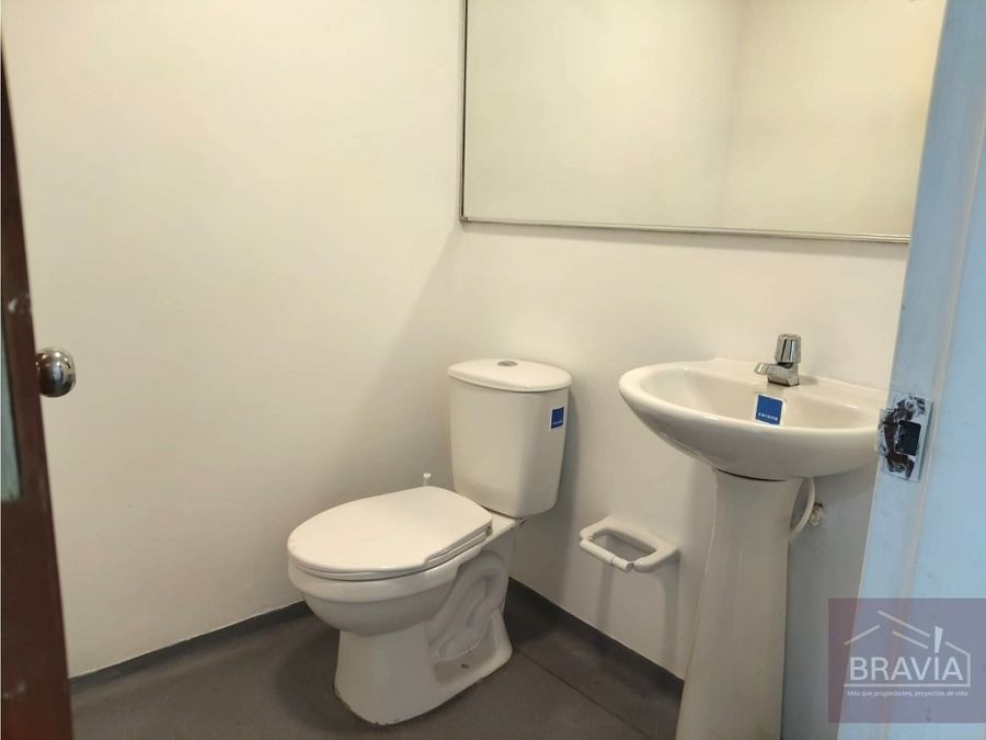 Consultorio En Arriendo - Antiguo Country, Bogotá