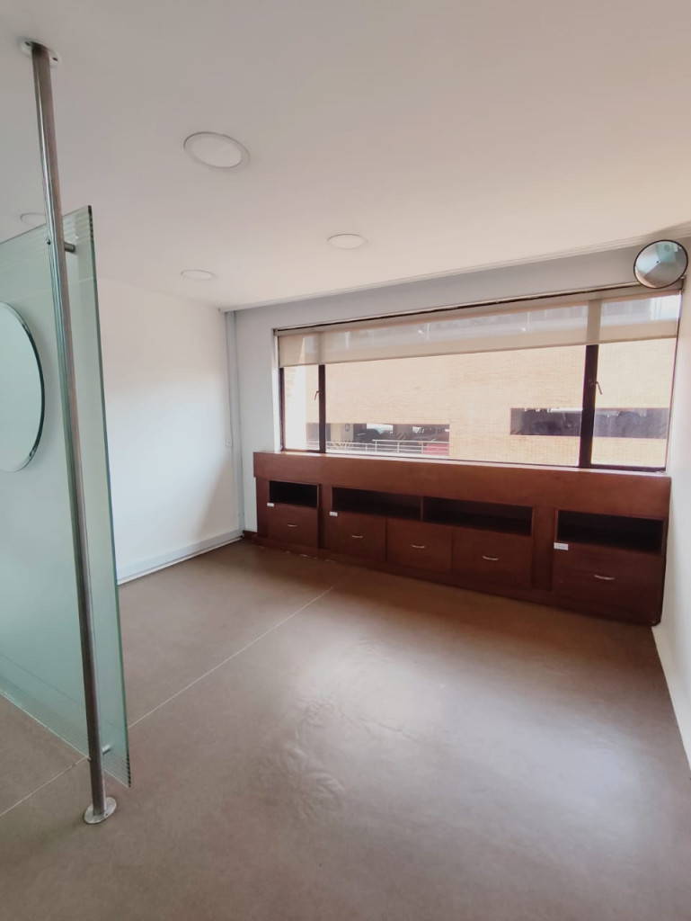 Consultorio En Arriendo - Santa Barbara-Usaquén, Bogotá