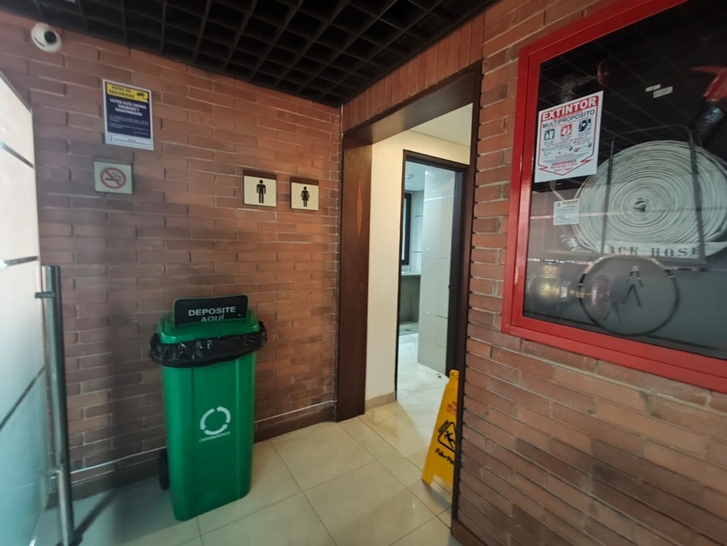 Consultorio En Arriendo - Santa Barbara-Usaquén, Bogotá