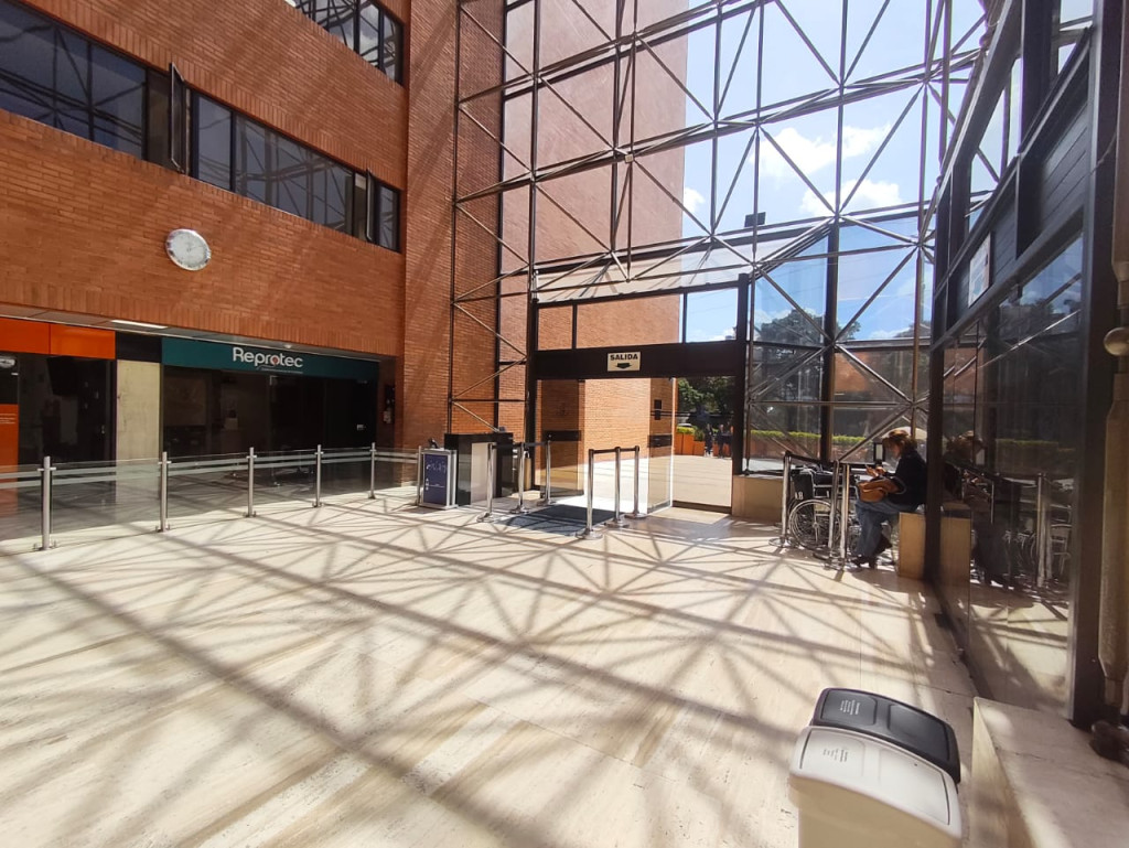 Consultorio En Arriendo - Santa Barbara-Usaquén, Bogotá