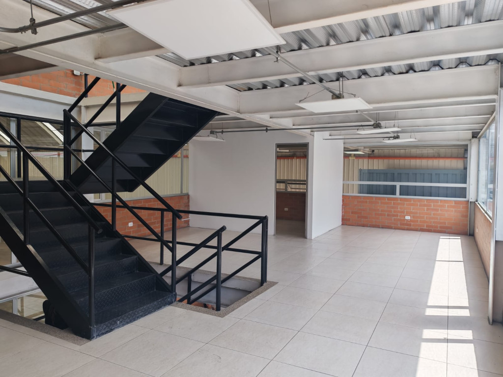 Bodega En Arriendo - Toberin, Bogotá