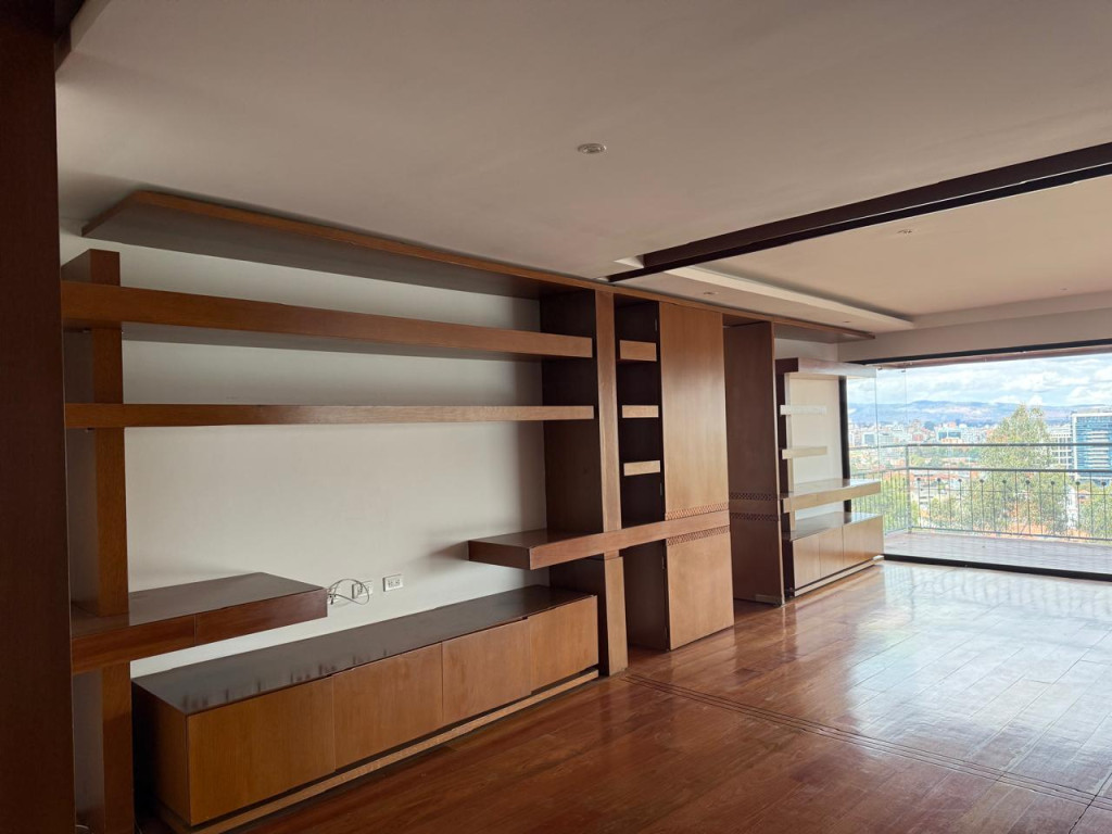 Apartamento En Arriendo - Santa Barbara Alta-Usaquén, Bogotá