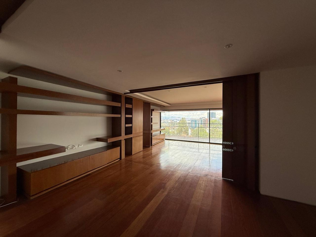 Apartamento En Arriendo - Santa Barbara Alta-Usaquén, Bogotá