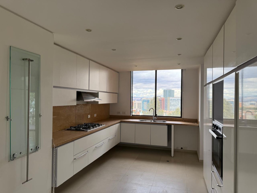 Apartamento En Arriendo - Santa Barbara Alta-Usaquén, Bogotá