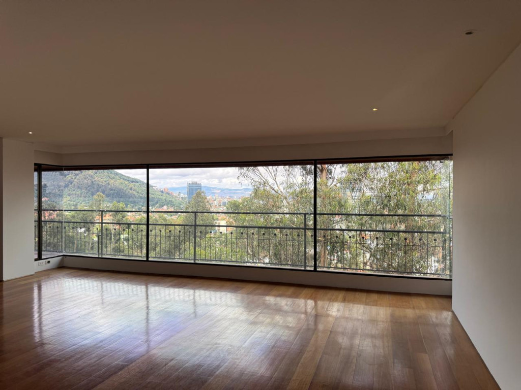Apartamento En Arriendo - Santa Barbara Alta-Usaquén, Bogotá