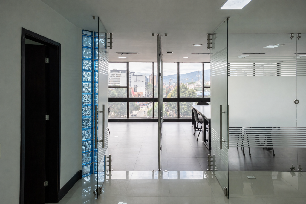 Oficina En Arriendo - Quinta Camacho, Bogotá