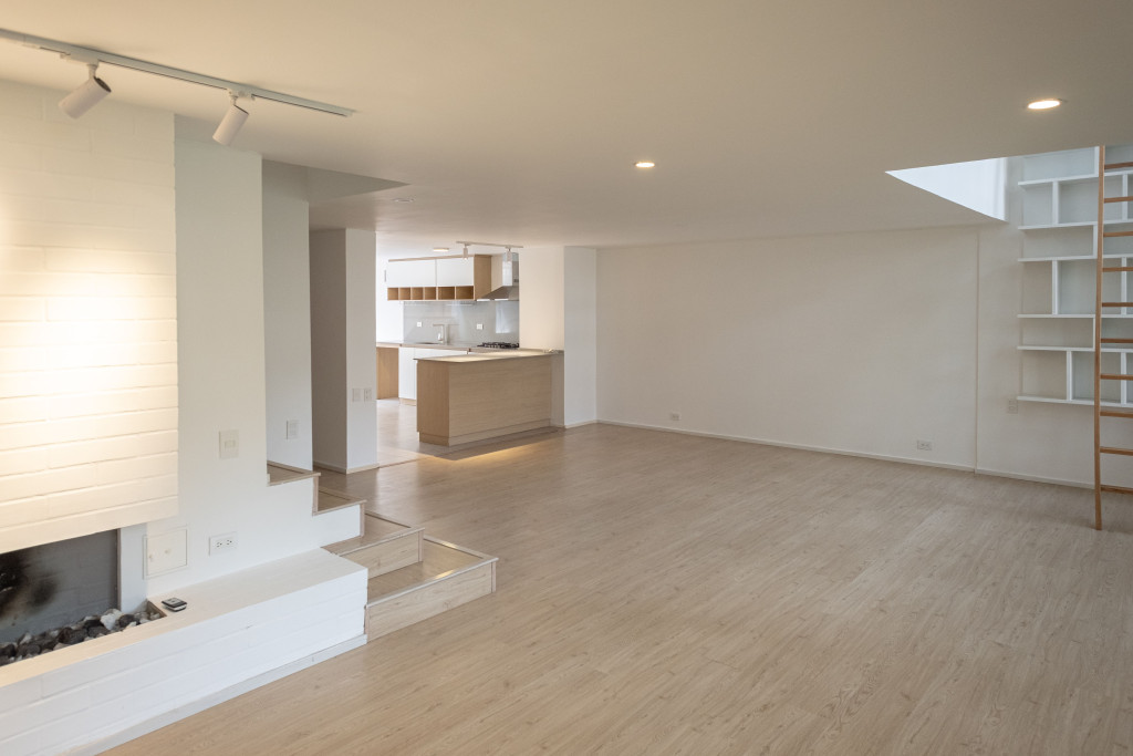 Apartamento En Arriendo - Los Rosales, Bogotá
