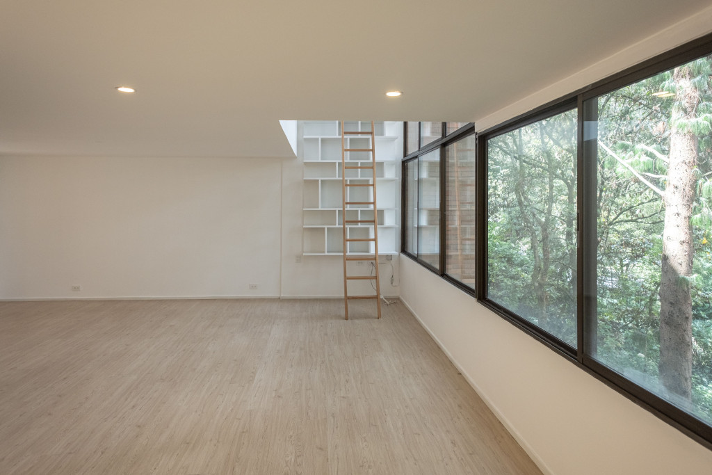 Apartamento En Arriendo - Los Rosales, Bogotá