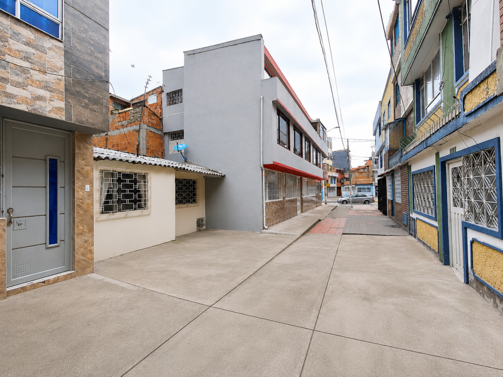 Casalotes En Venta - Garces Navas, Bogotá
