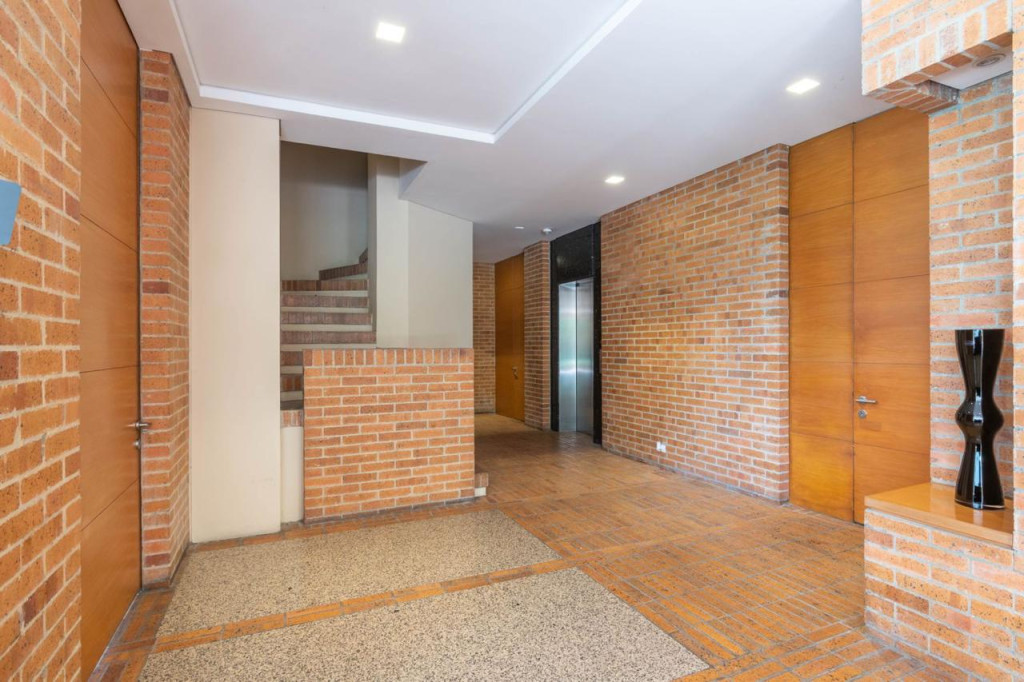 Apartamento En Arriendo - La Cabrera, Bogotá