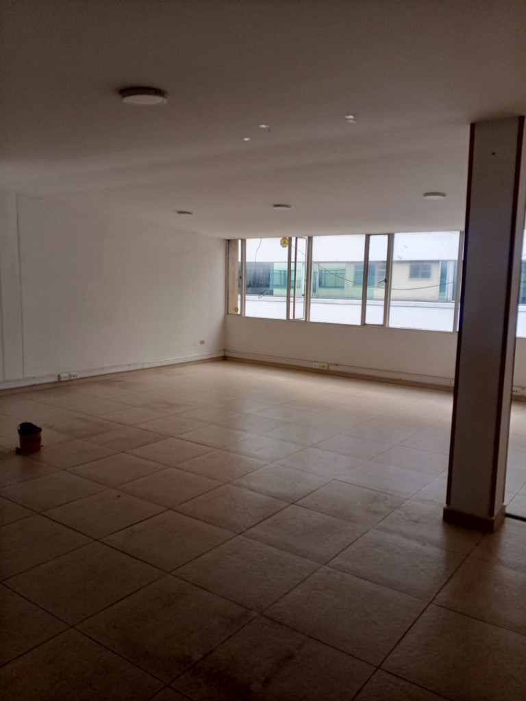 Oficina En Arriendo - Lago Gaitán, Bogotá
