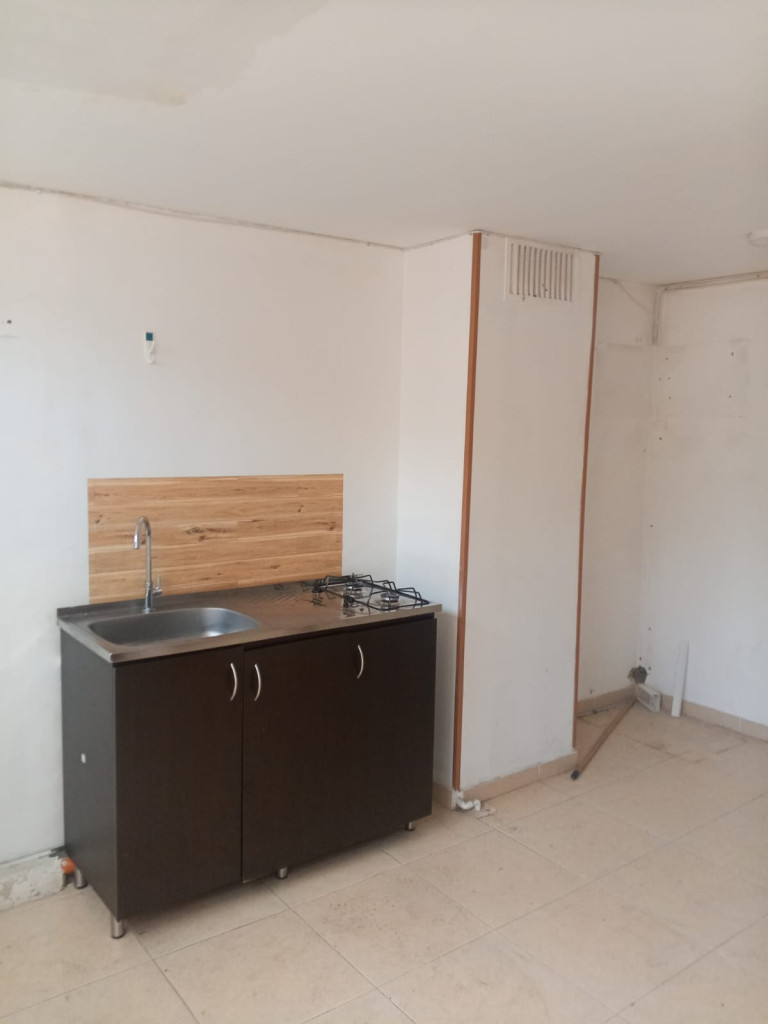 Oficina En Arriendo - Lago Gaitán, Bogotá