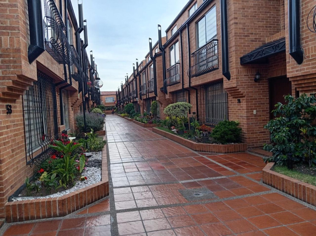 Casa En Venta - Gratamira, Bogotá
