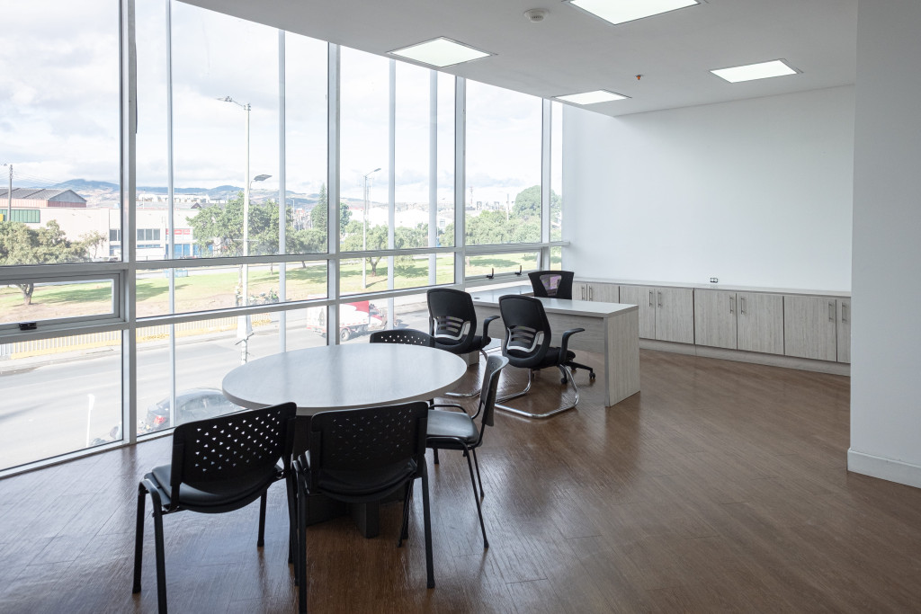 Oficina En Arriendo - Salazar Gómez, Bogotá