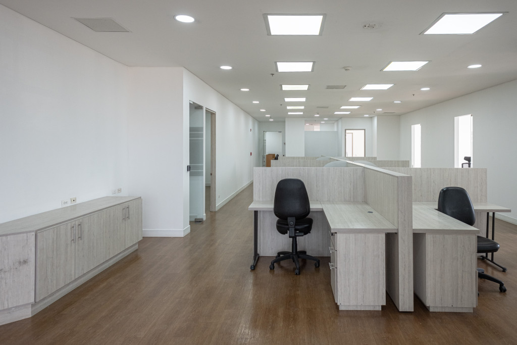 Oficina En Arriendo - Salazar Gómez, Bogotá