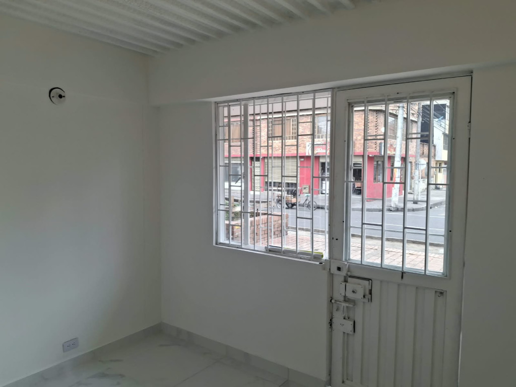 Local En Venta - Fontibón, Bogotá