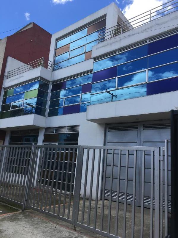 Edificio En Arriendo - Los Alcázares, Bogotá