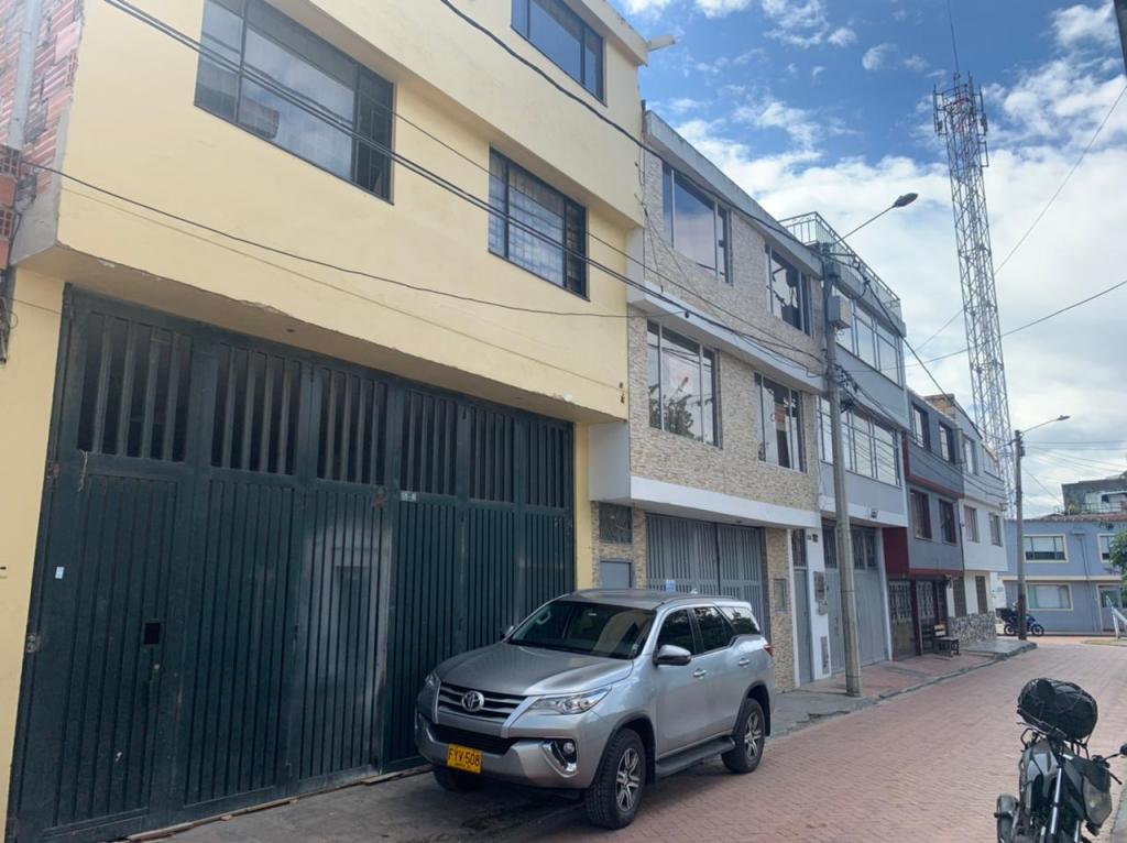 Bodega En Venta - Prado Veraniego, Bogotá