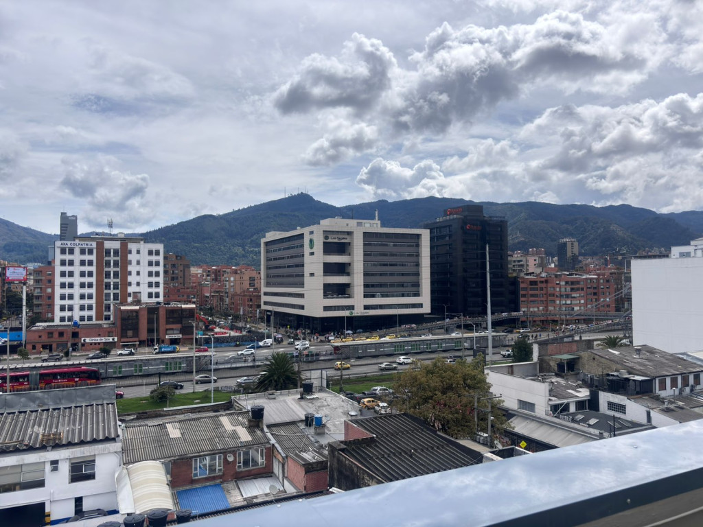 Oficina En Venta - La Castellana, Bogotá