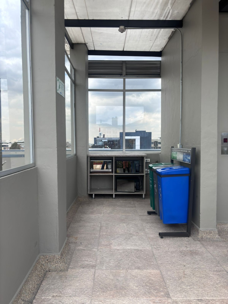 Oficina En Venta - La Castellana, Bogotá