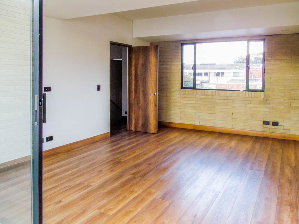 Casa En Venta - Niza Antigua, Bogotá