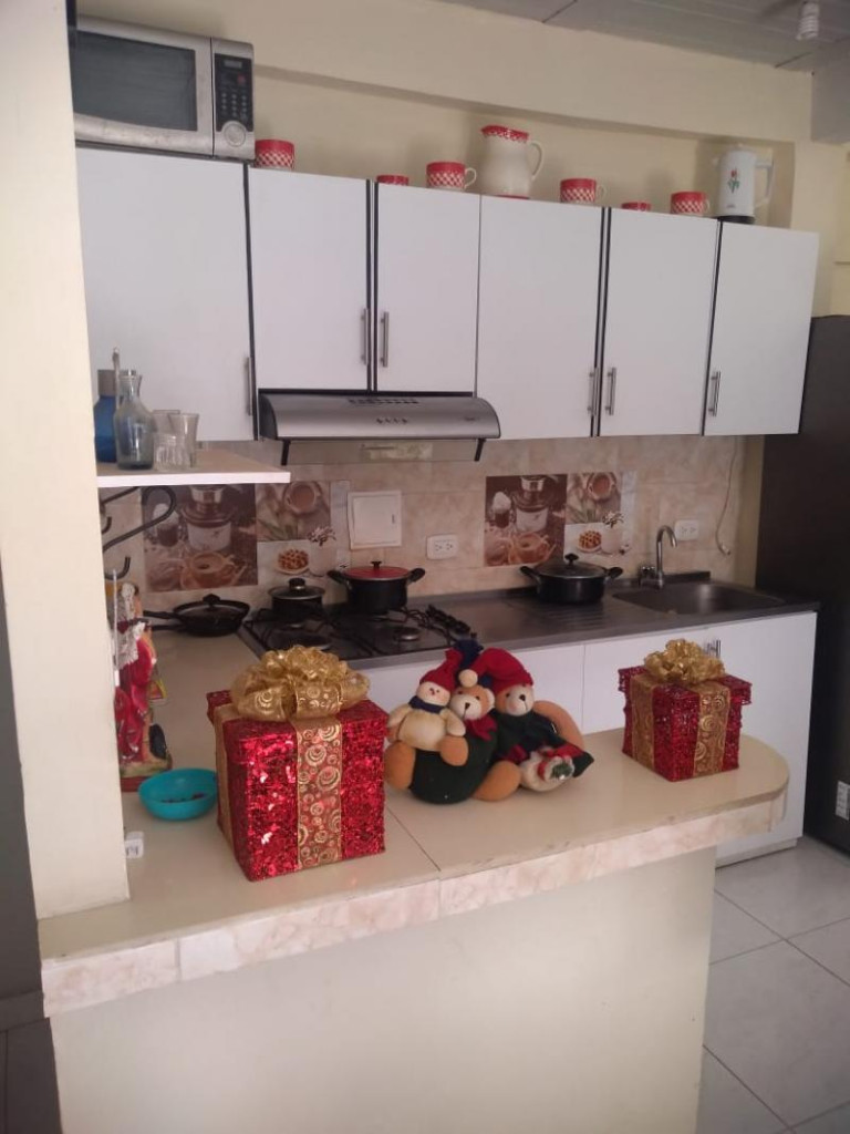 CASA-LOCAL en ARRIENDO