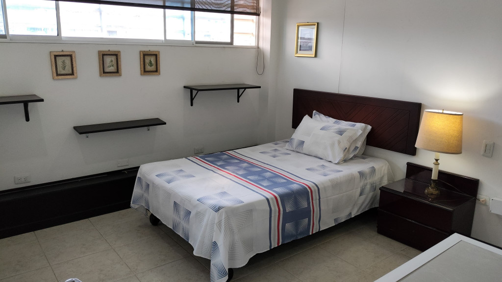 APARTAESTUDIO en ARRIENDO