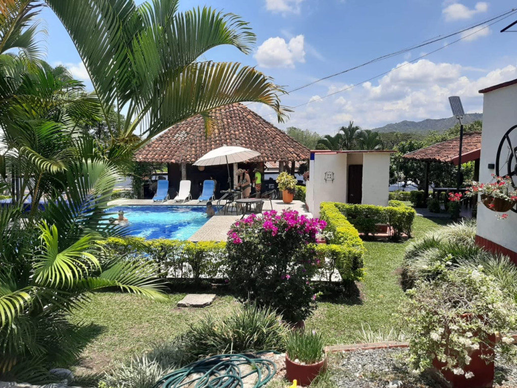 CASA CAMPESTRE en VENTA