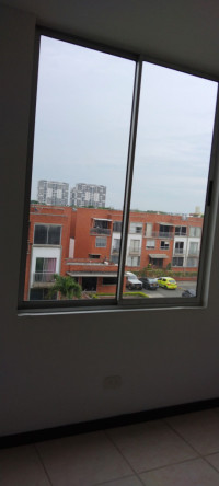 ARRIENDO