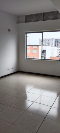 ARRIENDO