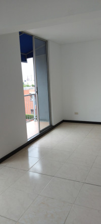 ARRIENDO
