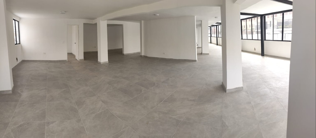 LOCAL en ARRIENDO