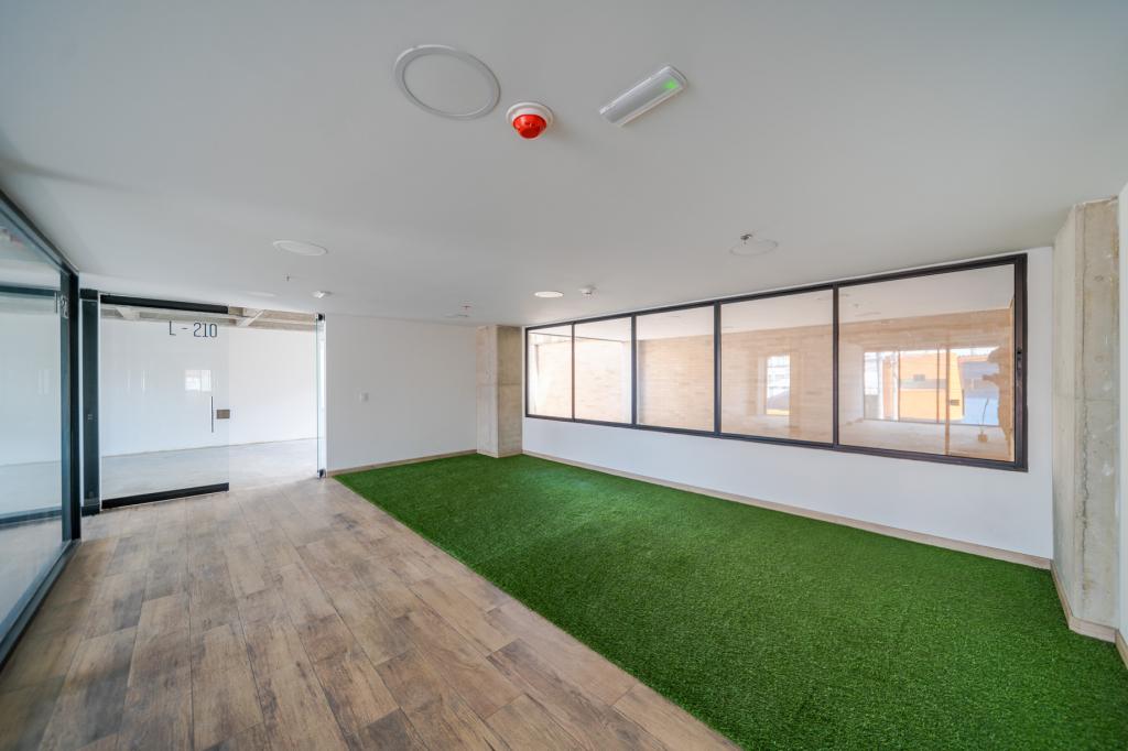 Oficina EN ARRIENDO/VENTA EN Prado Veraniego, código: 1475959 - 8