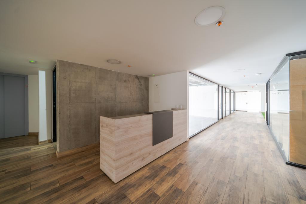 Oficina EN ARRIENDO/VENTA EN Prado Veraniego, código: 1475959 - 10