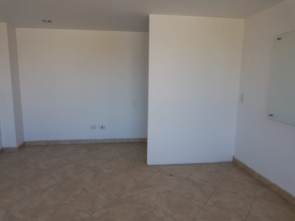 oficina en Venta en pasadena, código: 1590