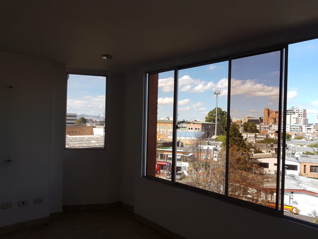 Oficina EN VENTA EN Pasadena, código: 1590 - 2