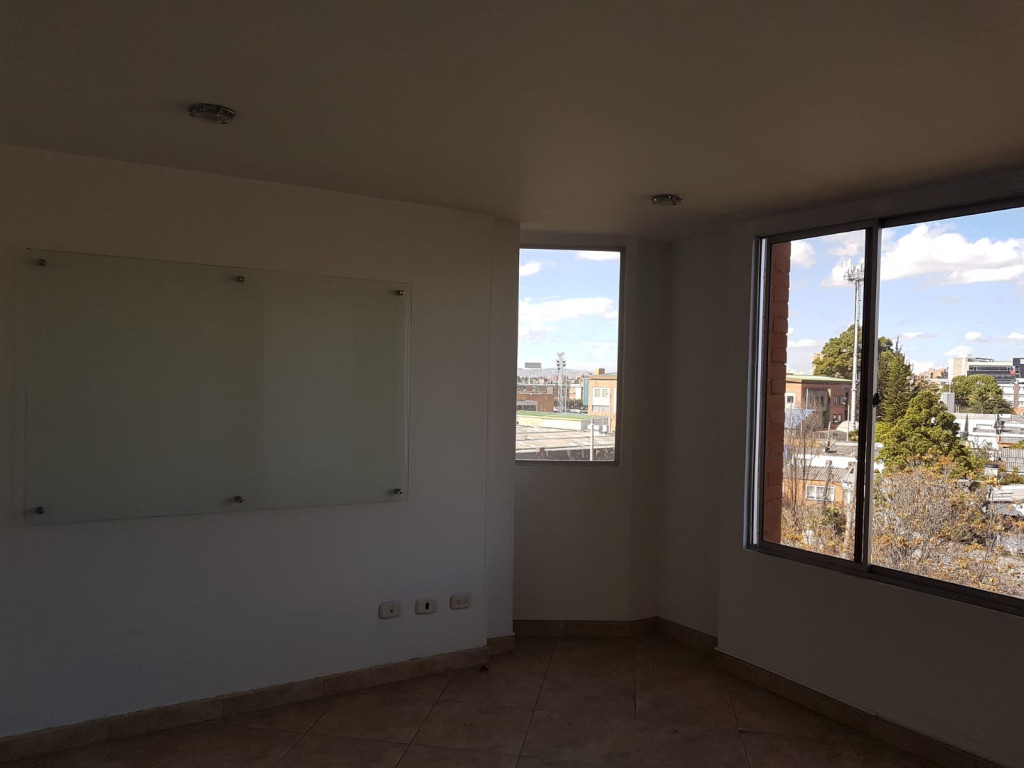 Oficina EN VENTA EN Pasadena, código: 1590 - 4