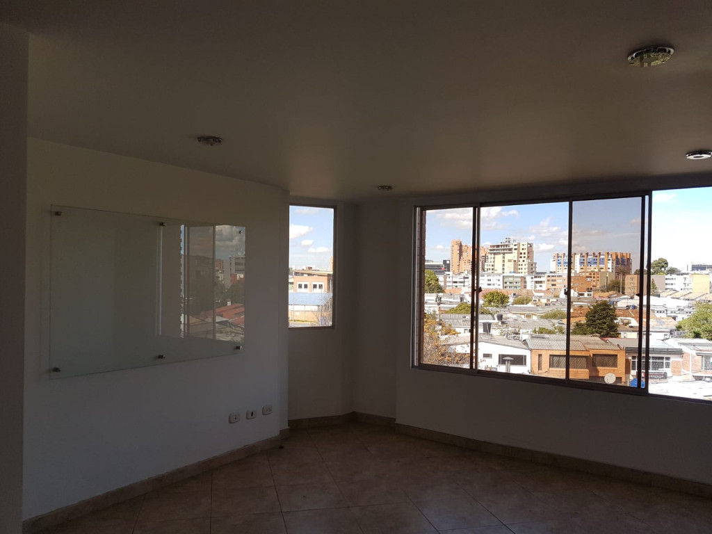 Oficina EN VENTA EN Pasadena, código: 1590 - 5