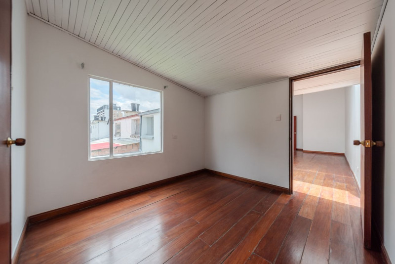 Casa EN VENTA EN Pasadena, código: 23328 - 21