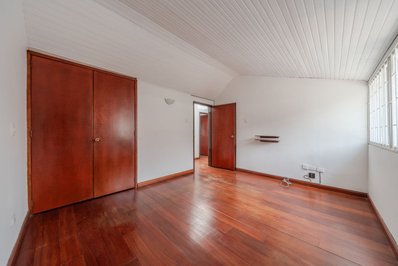 Casa EN VENTA EN Pasadena, código: 23328 - 24