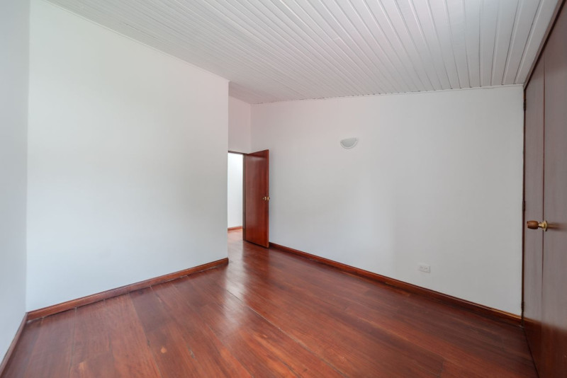 Casa EN VENTA EN Pasadena, código: 23328 - 26