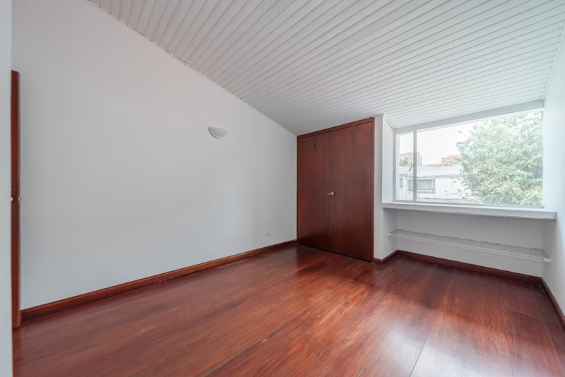 Casa EN VENTA EN Pasadena, código: 23328 - 27